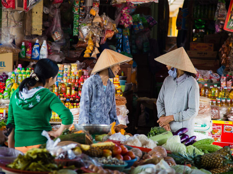 Văn hóa là một trong các yếu tố ảnh hưởng đến hành vi khách hàng