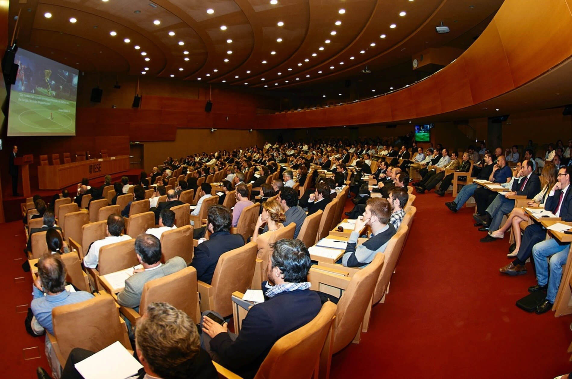 Các loại event marketing - Hội nghị